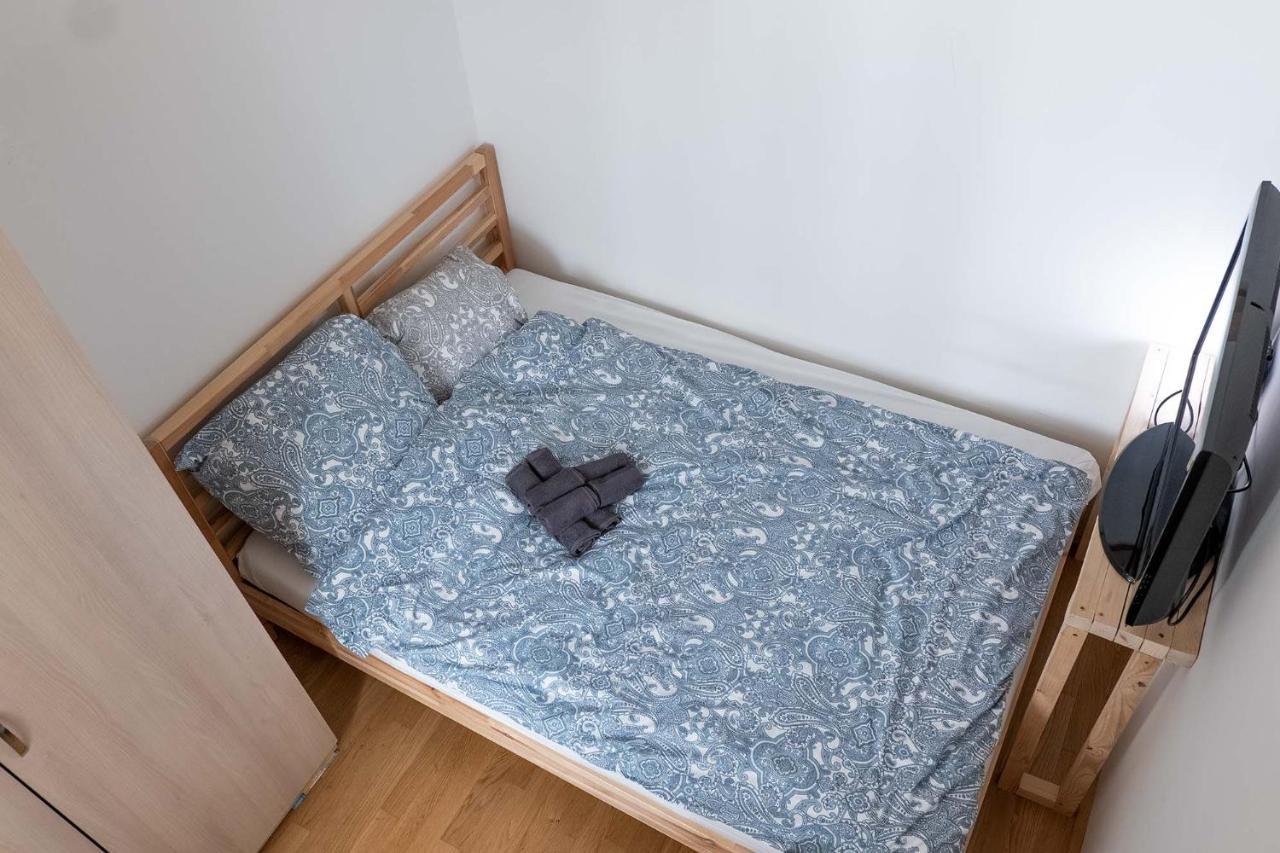 2 Rooms & Balcony - Top Location! Wina Bagian luar foto